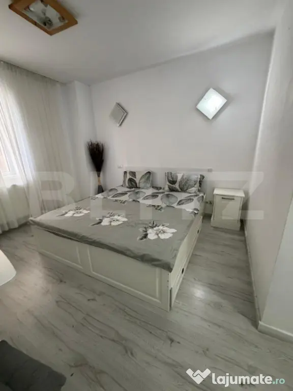 Apartament mare cu 2 camere de vânzare - spațios și lumin - Deva (Hunedoara)