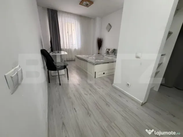 Apartament mare cu 2 camere de vânzare - spațios și lumin - Deva (Hunedoara)