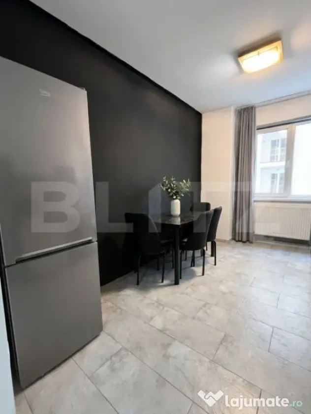 Apartament mare cu 2 camere de vânzare - spațios și lumin - Deva (Hunedoara)