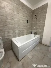 Apartament mare cu 2 camere de vânzare - spațios și lumin