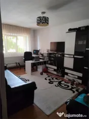 LUNEI - PARTER - BLOC IZOLAT - 3 CAMERE - 2 BAI - CENTRALA P