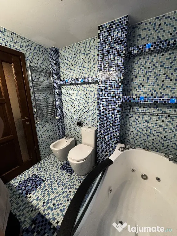 Proprietar vând apartament 4 camere,90m² utili,situat parter,Ostroveni - Ramnicu Valcea (Valcea)