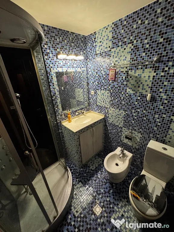 Proprietar vând apartament 4 camere,90m² utili,situat parter,Ostroveni - Ramnicu Valcea (Valcea)