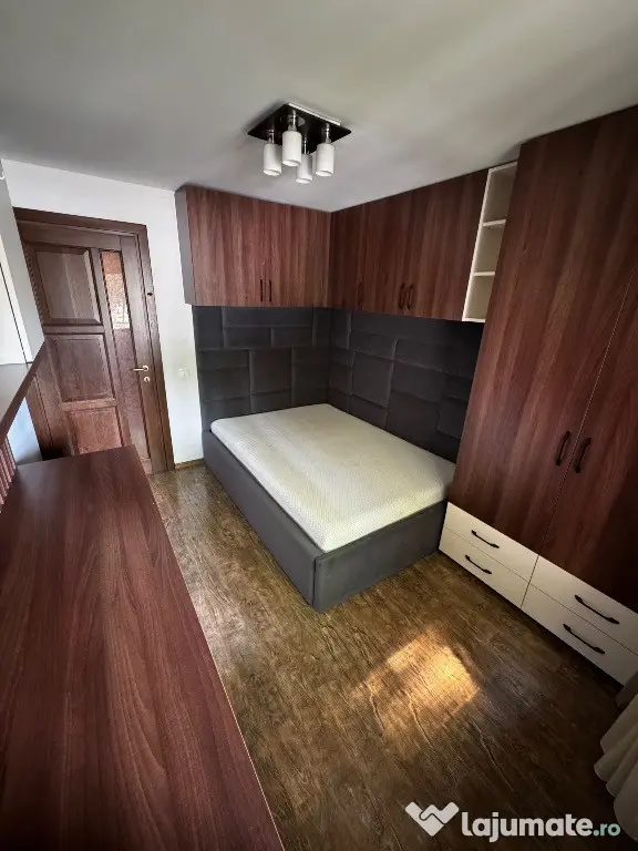 Proprietar vând apartament 4 camere,90m² utili,situat parter,Ostroveni - Ramnicu Valcea (Valcea)