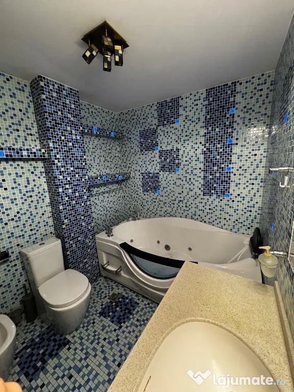 Proprietar vând apartament 4 camere,90m² utili,situat parter,Ostroveni - Ramnicu Valcea (Valcea)