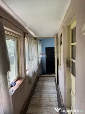 Casă de vânzare în zona Câmpulung înconjurată de na... 