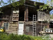 Casă de vânzare în zona Câmpulung înconjurată de na... 