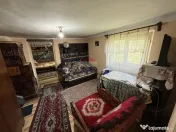 Casă de vânzare în zona Câmpulung înconjurată de na... 