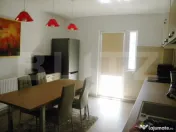 Apartament 2 dormitoare, decomandat, 66 mp, zona Spitalul de