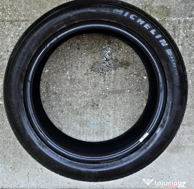 Anvelope de vara Michelin-4 buc. folosite 280 km: DOT 08/26 235/50/R19 99V - Bucuresti (Bucuresti-Ilfov)