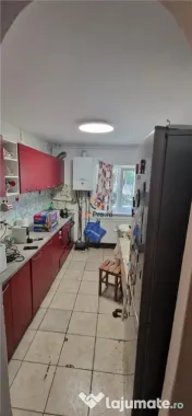Apartament cu centrala decomandat parter zona Soarelui
