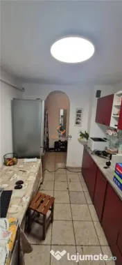 Apartament cu centrala decomandat parter zona Soarelui