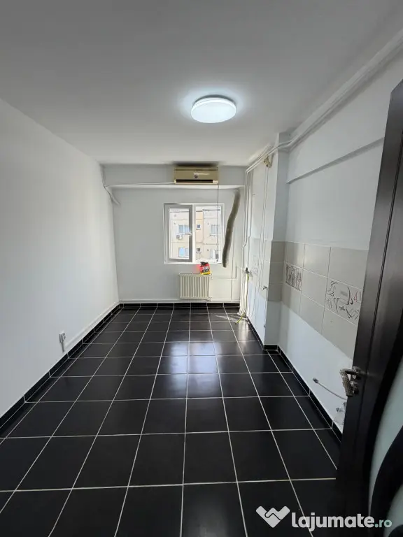 Sebastian, 2 camere, 54mp, decomandat, etaj 8, renovat - Bucuresti (Bucuresti-Ilfov)