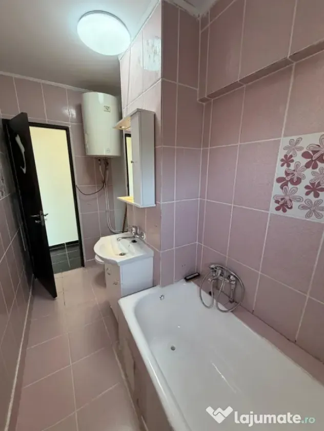 Sebastian, 2 camere, 54mp, decomandat, etaj 8, renovat - Bucuresti (Bucuresti-Ilfov)