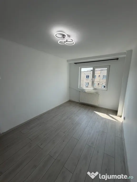 Sebastian, 2 camere, 54mp, decomandat, etaj 8, renovat - Bucuresti (Bucuresti-Ilfov)