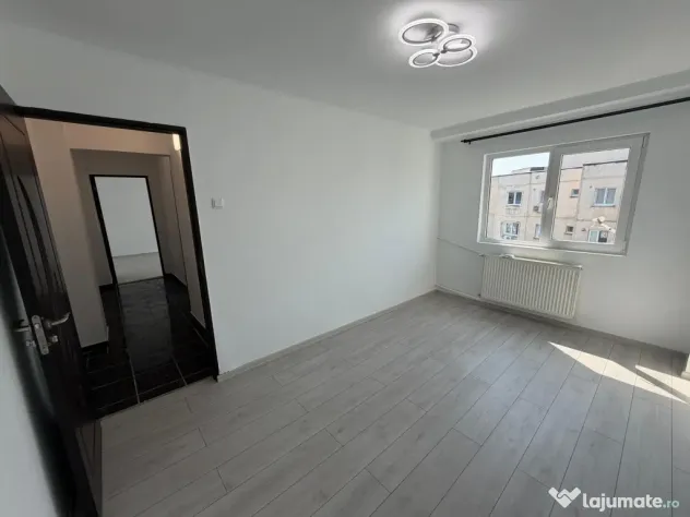 Sebastian, 2 camere, 54mp, decomandat, etaj 8, renovat - Bucuresti (Bucuresti-Ilfov)