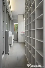 Apartament premium cu 4 camere 141 mp, si curte proprie 2...