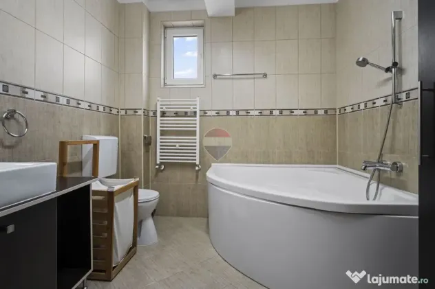 Apartament premium cu 4 camere 141 mp, si curte proprie 2... - Bucuresti (Bucuresti-Ilfov)