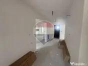 Casă / Vilă 3 camere str Mugur - cartier Laminorul