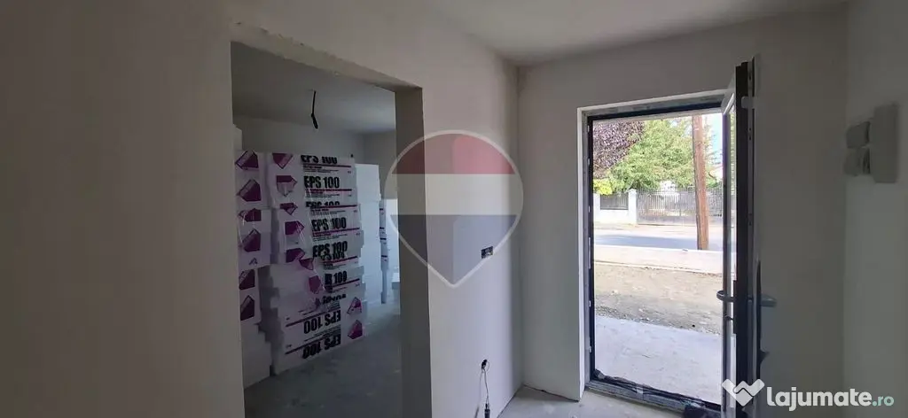 Casă / Vilă 3 camere str Mugur - cartier Laminorul - Ceardac (Vrancea)