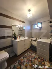 Apartament de 3 camere, finisat modern, cu priveliște spec