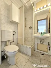 Apartament spațios, 4 camere, 2 bai, 2 balcoane,etaj interm 