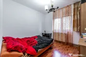 Apartament cu 3 camere decomandat la parter in Confectii ...