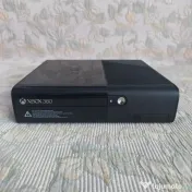 Consolă Xbox 360 E + Manetă și 6 jocuri (GTA V, GTA IV, Forza Horizon etc.) 
