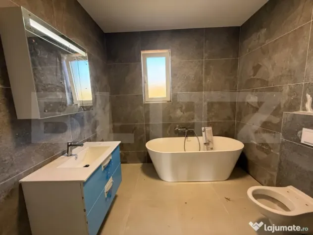 Casă modernă, pe un singur nivel, cu priveliște asupra or - Targu Mures (Mures)