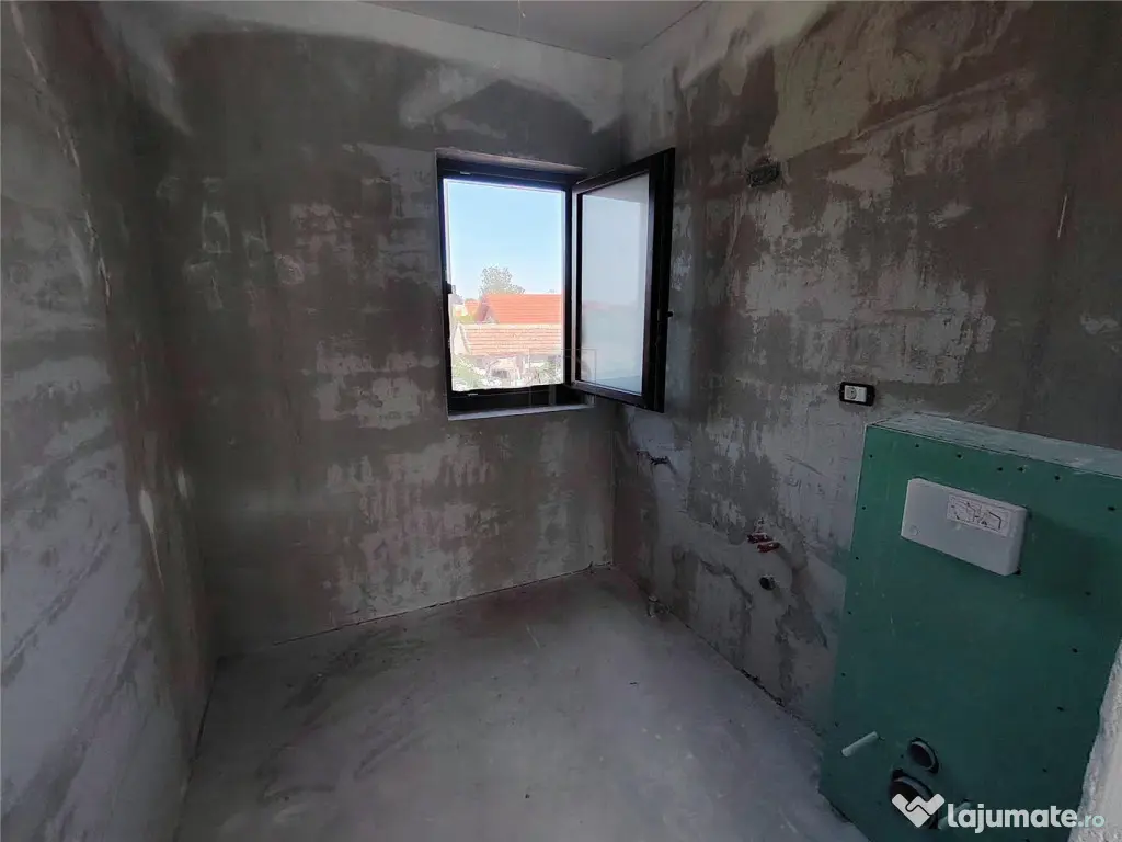 Duplex pe etaj - balcon - personalizare interioara - Albina (Timis)
