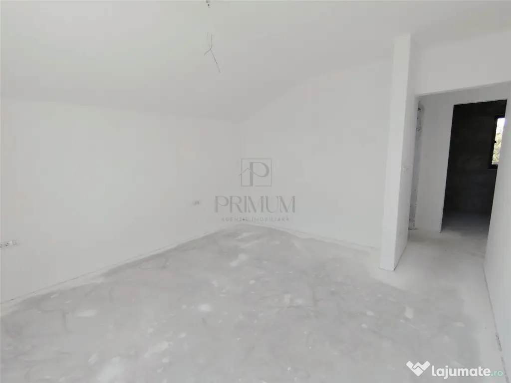 Duplex pe etaj - balcon - personalizare interioara - Albina (Timis)