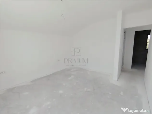 Duplex pe etaj - balcon - personalizare interioara - Albina (Timis)