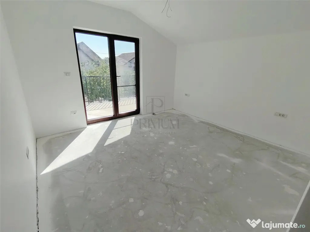 Duplex pe etaj - balcon - personalizare interioara - Albina (Timis)