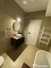Apartament modern 2 camere, parcare, zona Terra 