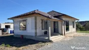 Casa de vanzare in Chintelnic, cu 800 mp de teren