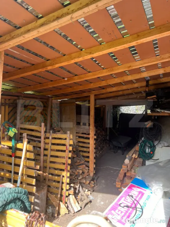 Casa de vanzare, 252 mp, 1800 teren, zona Ocolis - Buru (Cluj)