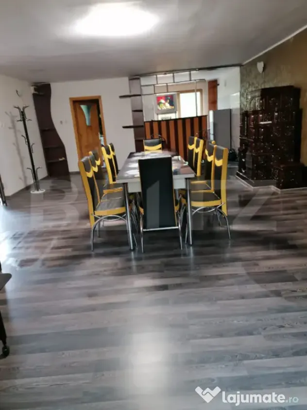 Casa de vanzare, 252 mp, 1800 teren, zona Ocolis - Buru (Cluj)