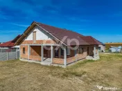 De vânzare: casă cu peisaj în Buziaș 
