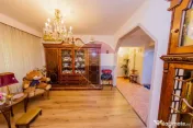 APARTAMENT - de VANZARE