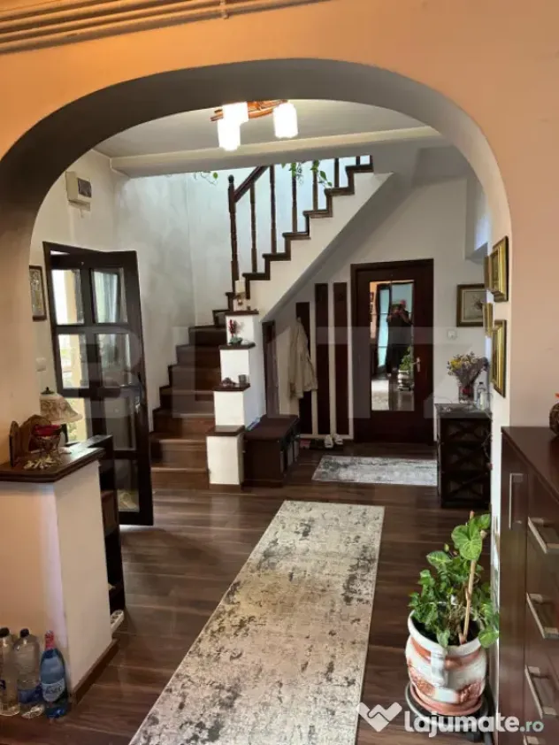 Casa de vanzare, 379 mp, 509 mp, zona Ultracentral - Iasi (Iasi)