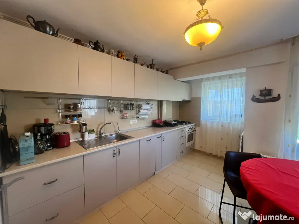 Faleza Nord apartament tip duplex 3 camere terasa vedere dir - Constanta (Constanta)