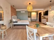 DE ÎNCHIRIAT – CENTRAL PARK - STR. BASARABIEI - ETAJ 7 