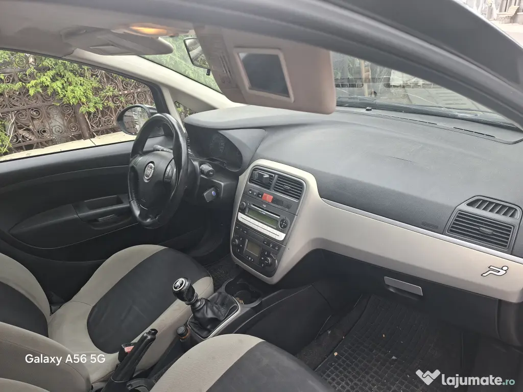 Fiat punto Vând mașină in stare buna de funcționare.
