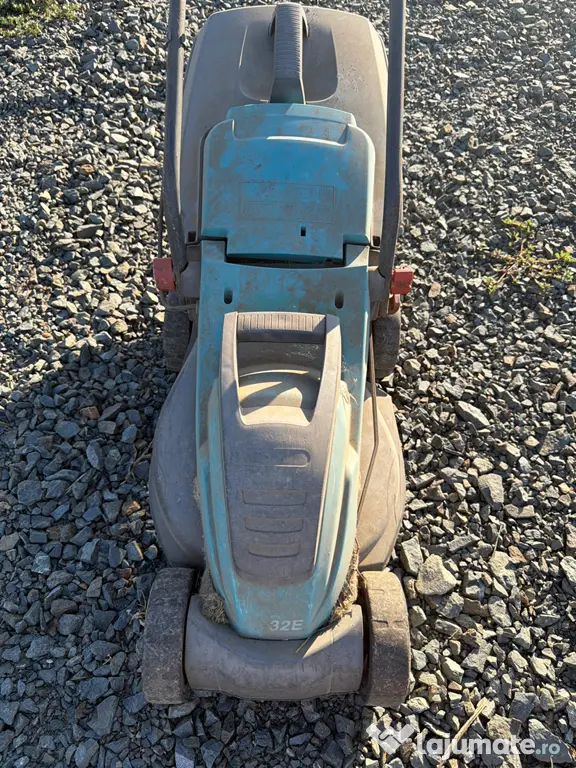 Vând mașină de tuns iarbă electrică
