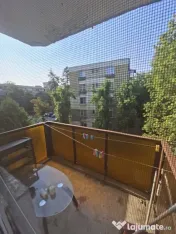 Apartament 3 camere, semidecomandat, 64.56 mp, Brazdă – C