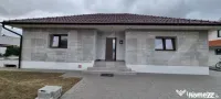Casa cu 3 camere 