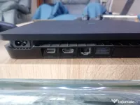 PS 4 + 2 controlerele wireless + HDMI 