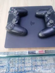 PS 4 + 2 controlerele wireless + HDMI 