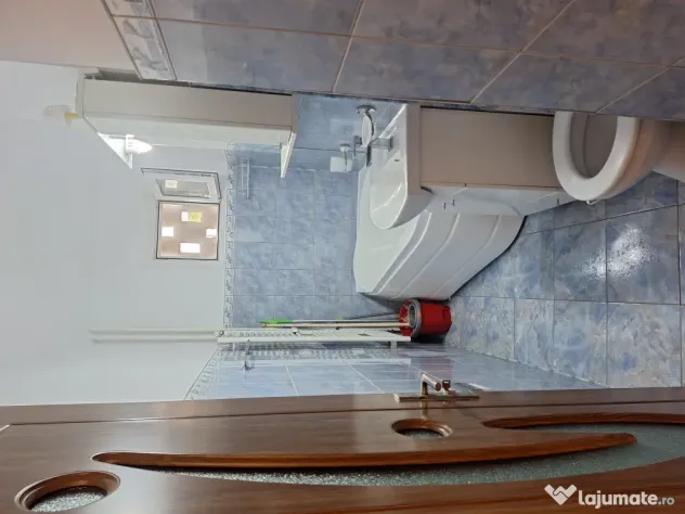 Inchiriez apartament 2 camere mobilat PLOIESTI zona Mihai Bravu / ING piata