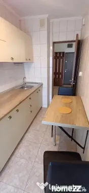 Vitan mall etaj 2 decomandat 